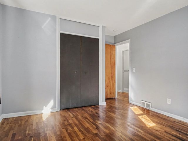 221 Cloverland Drive, Lansing City, MI 48910