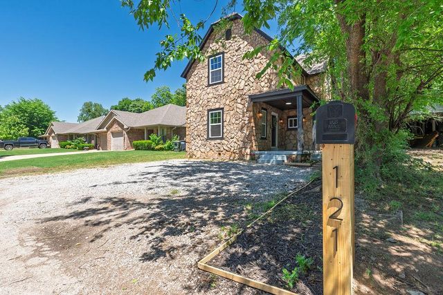 121 N High, Shawnee, OK 74801