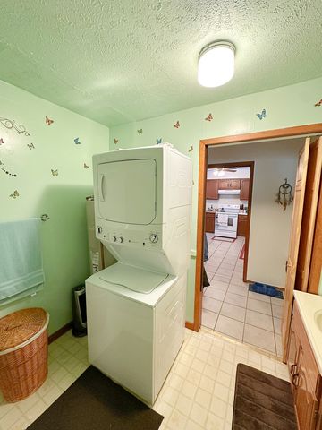 1600 E 1st Street, Streator, IL 61364