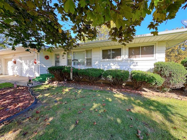 1600 E 1st Street, Streator, IL 61364