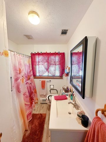 1600 E 1st Street, Streator, IL 61364