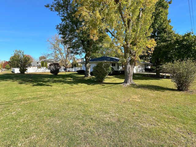 1600 E 1st Street, Streator, IL 61364