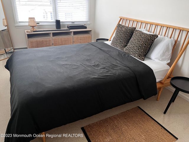 1100 Barnegat Avenue, Seaside Park, NJ 08752