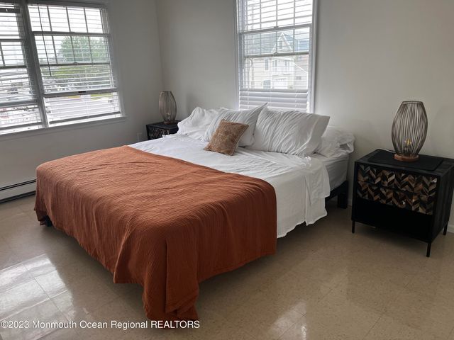 1100 Barnegat Avenue, Seaside Park, NJ 08752
