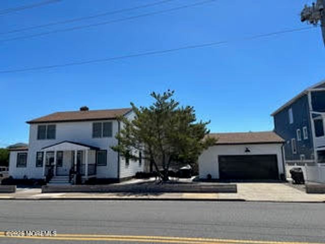 1100 Barnegat Avenue, Seaside Park, NJ 08752