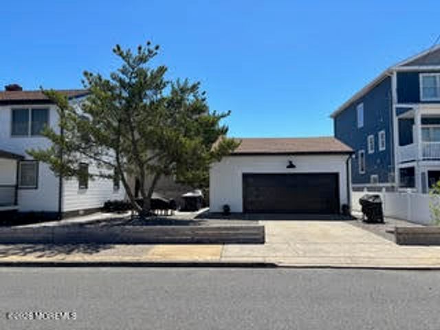 1100 Barnegat Avenue, Seaside Park, NJ 08752