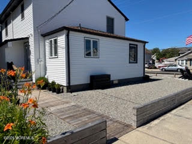 1100 Barnegat Avenue, Seaside Park, NJ 08752
