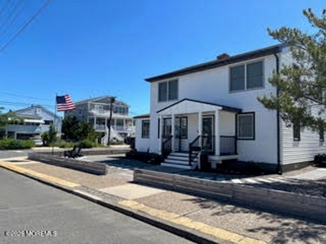 1100 Barnegat Avenue, Seaside Park, NJ 08752