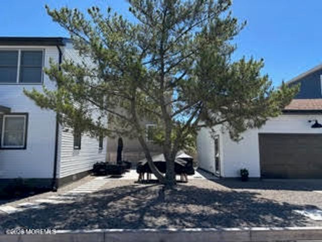 1100 Barnegat Avenue, Seaside Park, NJ 08752