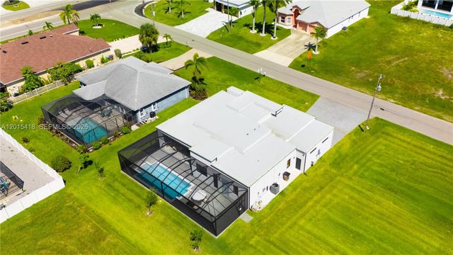10 SW 33rd Place, Cape Coral, FL 33904
