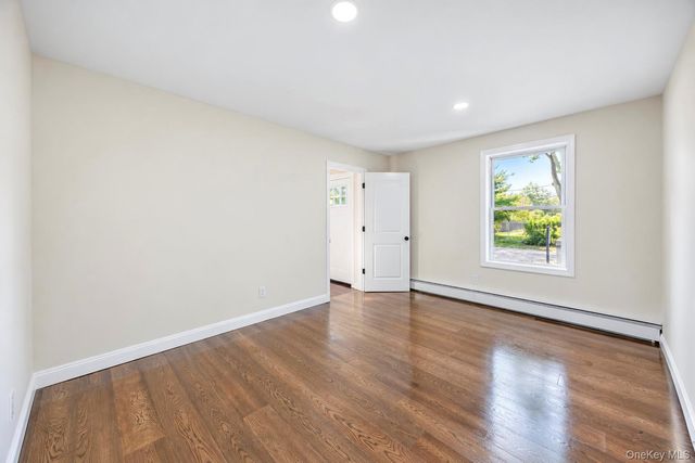 11 1st Place, Mastic, NY 11950
