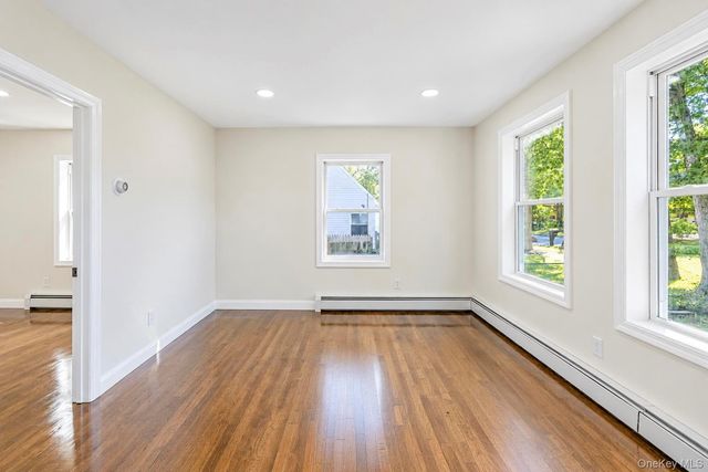 11 1st Place, Mastic, NY 11950