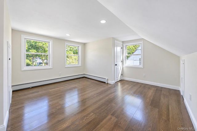 11 1st Place, Mastic, NY 11950
