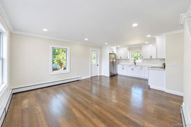 11 1st Place, Mastic, NY 11950