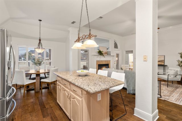 669 Brookhaven Court, Waxahachie, TX 75165