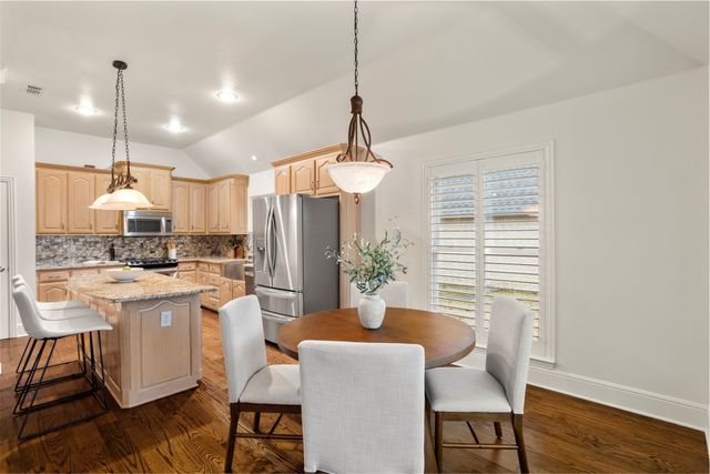 669 Brookhaven Court, Waxahachie, TX 75165