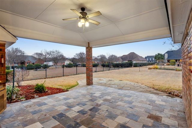 669 Brookhaven Court, Waxahachie, TX 75165