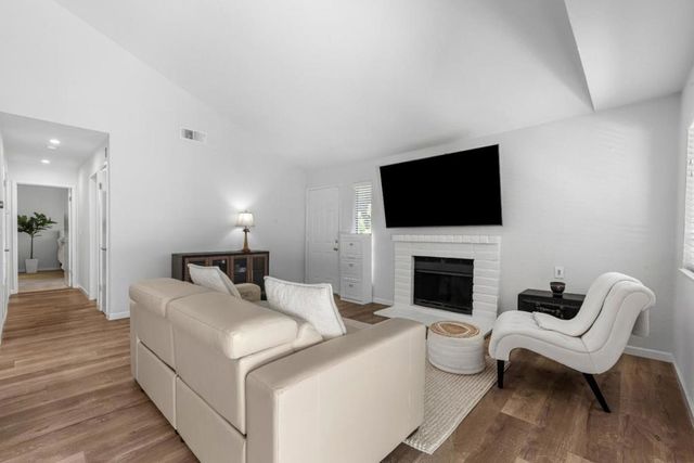 5691 Makati Circle G, San Jose, CA 95123