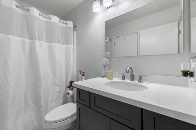 5691 Makati Circle G, San Jose, CA 95123