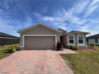 103 NW 7th ST, Cape Coral, FL 33993
