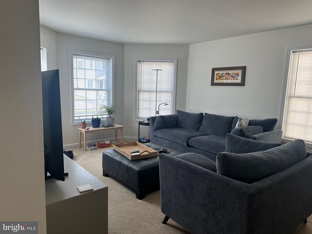 231 S MAIN ST, Pennington, NJ 08534