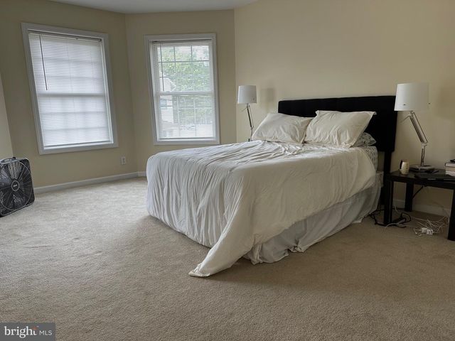 231 S MAIN ST, Pennington, NJ 08534