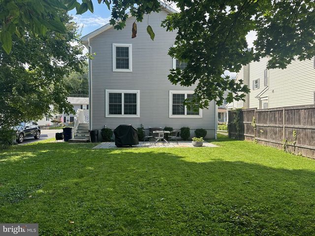 231 S MAIN ST, Pennington, NJ 08534