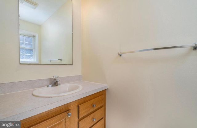 231 S MAIN ST, Pennington, NJ 08534