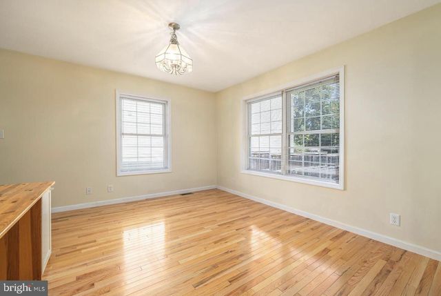 231 S MAIN ST, Pennington, NJ 08534