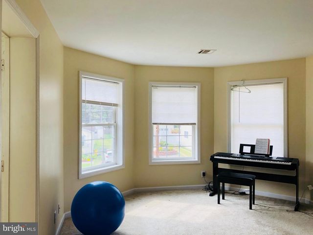 231 S MAIN ST, Pennington, NJ 08534