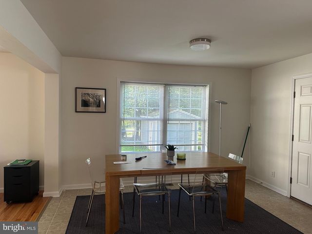 231 S MAIN ST, Pennington, NJ 08534