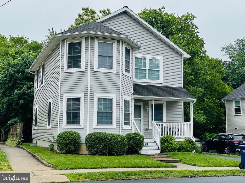 231 S MAIN ST, Pennington, NJ 08534