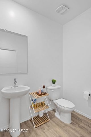 10419 W Guildford Lane, Marana, AZ 85653