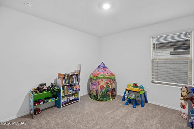 10419 W Guildford Lane, Marana, AZ 85653