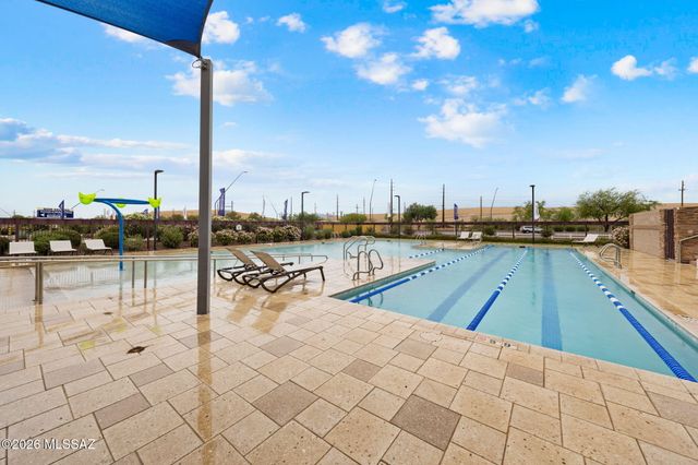 10419 W Guildford Lane, Marana, AZ 85653