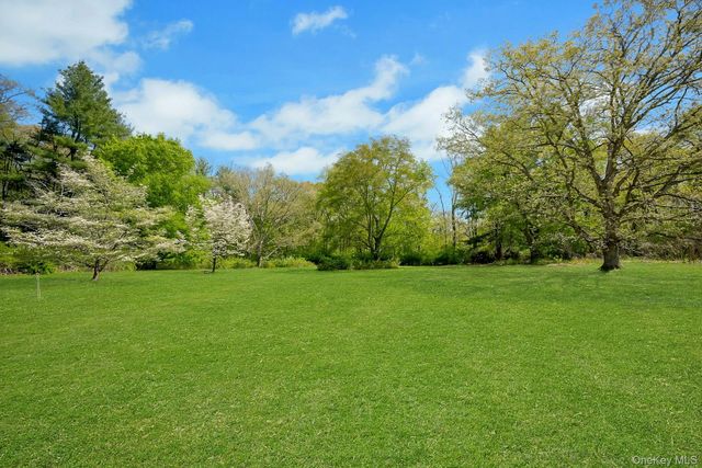 380 Cross River Road, Katonah, NY 10536