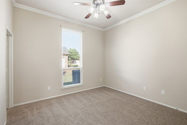 750 Village Green Drive, Desoto, TX 75115