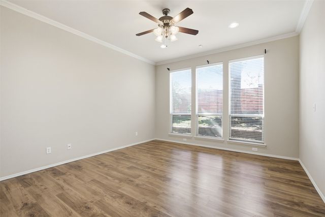 750 Village Green Drive, Desoto, TX 75115