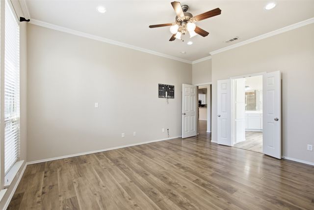 750 Village Green Drive, Desoto, TX 75115
