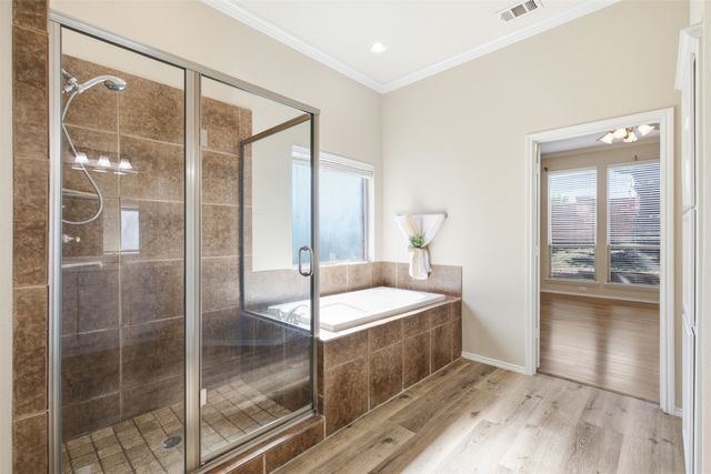 750 Village Green Drive, Desoto, TX 75115