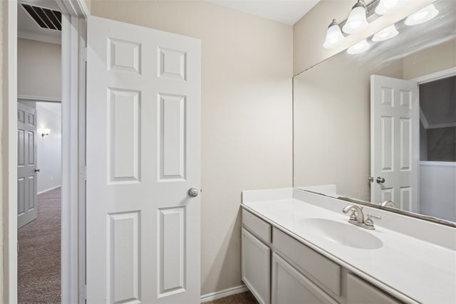 750 Village Green Drive, Desoto, TX 75115
