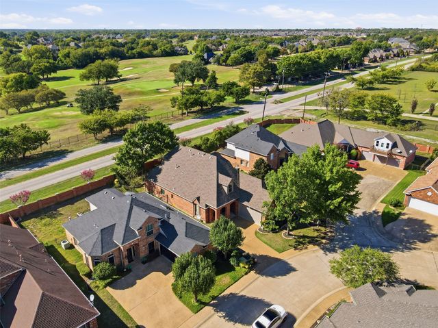 750 Village Green Drive, Desoto, TX 75115