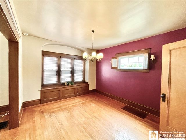 81 Hotchkiss Street, Jamestown, NY 14701