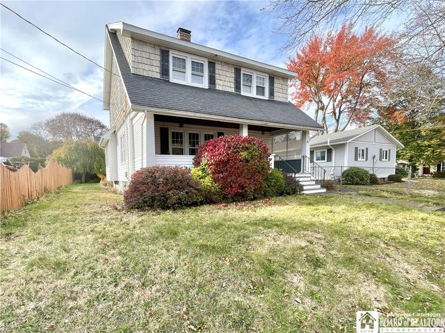 81 Hotchkiss Street, Jamestown, NY 14701