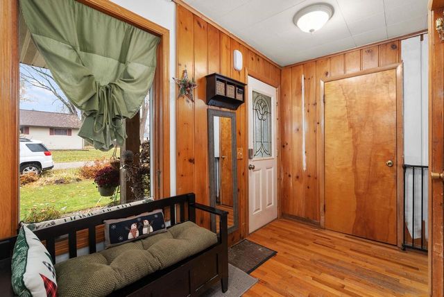 1713 E Howard Drive, Edgerton, WI 53534