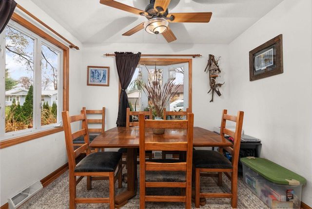 1713 E Howard Drive, Edgerton, WI 53534