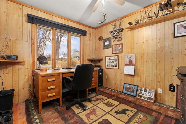 1713 E Howard Drive, Edgerton, WI 53534