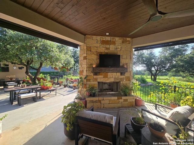 656 River way, Spring Branch, TX 78070