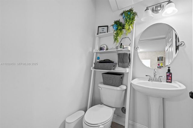 357 NE 35th Ter, Homestead, FL 33033