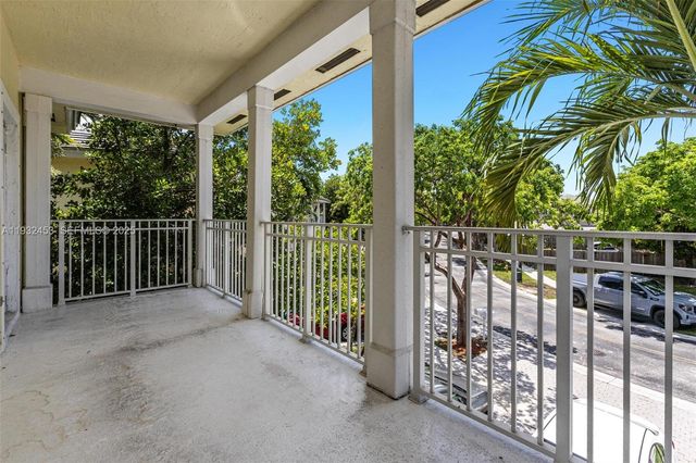 357 NE 35th Ter, Homestead, FL 33033